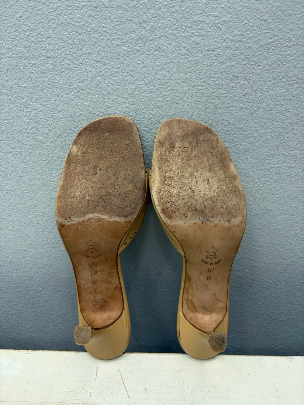 Isaac Mizrahi Brown Leather Open Toe Bow Slide Pumps Size 10